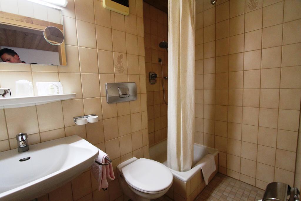 Reikartz Hotel Bergpanorama プフロンテン エクステリア 写真